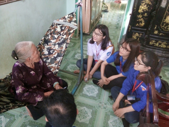 Bà Lê Kim Đính chia sẻ  về thời bà tham gia chiến đấu chống thực dân Pháp